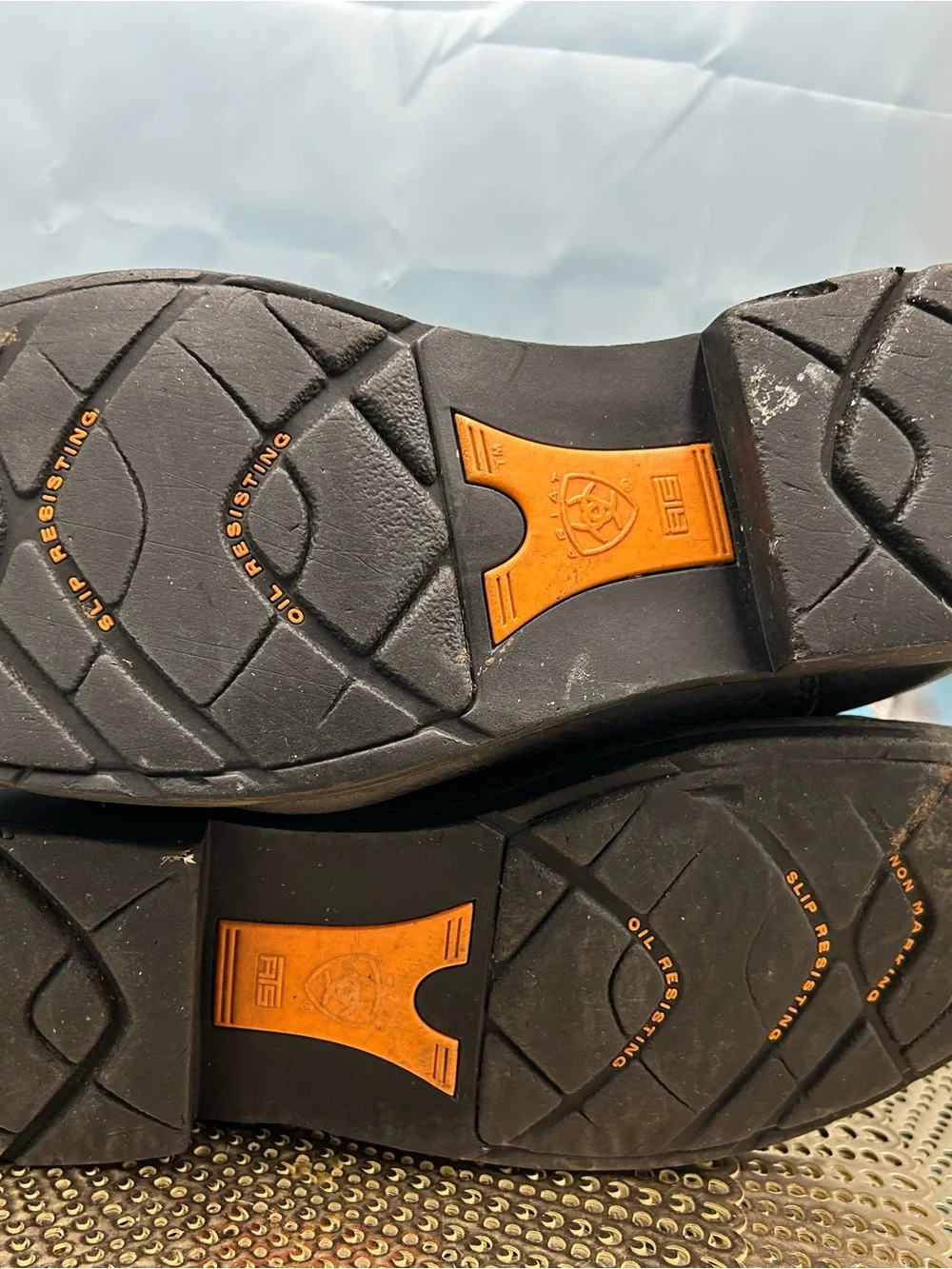 Ariat great looking